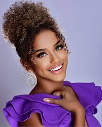 Naviah's Beauty Bar дадалі новае фота.