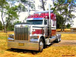 Peterbilt At Castlemaine Peterbilt Kenworth Trucks Big Rig Trucks