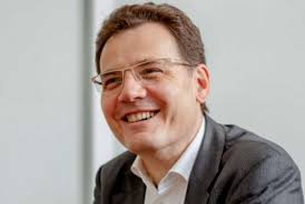 Latest Music Industry Jobs: SonoSuite, RCA, Warner Music, More