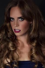 Heather Almendarez's Instagram, Twitter & Facebook