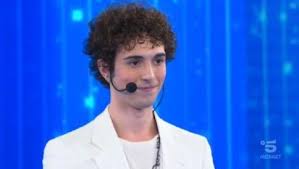 Non solo deddy, anche tancredi, il cantante della squadra di arisa, ha vissuto un momento di grande difficoltà: Tancredi E Arisa Fanno Pace I Complimenti Di Lorella Cuccarini