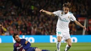 فاز ريال مدريد على إسبانيول 102 مرة في الليغا تعادل في 33 خسر في 35 ، أكثر من أي فريق أمام آخر في تاريخ المنافسة ، لم يخسر ريال مدريد في آخر 23 مباراة بيتية لعبها أمام. Ù‚Ø±Ø¹Ø© Ø§Ù„Ù„ÙŠØºØ§ Ø§Ù„Ø¥Ø³Ø¨Ø§Ù†ÙŠØ© Ù„ÙƒØ±Ø© Ø§Ù„Ù‚Ø¯Ù… Rt Arabic