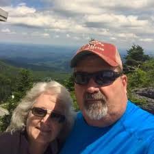 What oil and hydraulic fluid for agt l12 mini excavator?