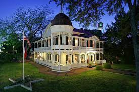 Gruene Texas - Plan Your Visit Sleep Gruene Mansion Inn Gruene Texas Mansions New Braunfels Texas
