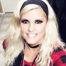 Staci Gregory's Instagram, Twitter & Facebook