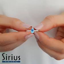 Pirlanta Ve Oval Mavi Topaz Tasli Yuzuk Topaz Mavi Topaz Yuzuk Yuzuk