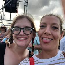 Like and share for a shot to win a free half pound bag of our delicious  sponge candy!