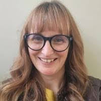 Jen Crook's Instagram, Twitter & Facebook