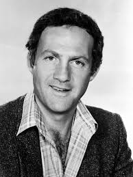 A WORLD APART** **MARCH 30,1970-JUNE 25,1971 ABC** **CHICAGO** Betty  ____Kahlman Barry...Elizabeth Lawrence AMC,AW,TD,GL,EON,ROL,ATWT,ETC...  ...Augusta Dabney YDM,GH,TD,ATWT,GL,LIAMST,AW,OLTL,LOV,ETC... Russell  Barry...William Prince AW,ATWT,EON,GL,MR ...