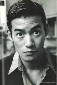 可以列入日本藝人前三帥。