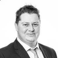 Derrick Bowles's Instagram, Twitter & Facebook