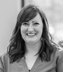 Danielle Whitcomb's Instagram, Twitter & Facebook