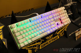 (desember 2020) daftar harga produk armageddon baru & bekas termurah di indonesia. Hands On Armaggeddon Mka 5 Mka 11 And Mka 13 Rgb Mechanical Keyboards Lowyat Net