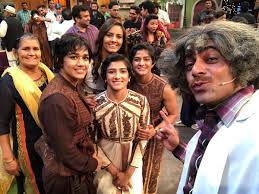 Sunil Grover On Twitter The Real Mr Phogat And The Phogat Family What A Laughter Dangal It Was Kapil sharma and sunil grover spat isn't dying anytime soon. sunil grover on twitter the real mr