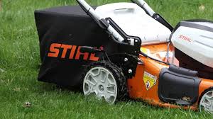 Stihl rma 510 v battery powered mower with self propelled. Mow With Me Stihl Rma 510 V Mowing Review Youtube