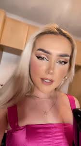 ✨ Leah Saxton ✨ (@leahsaxton_x)