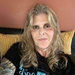 Laura Crissman's Instagram, Twitter & Facebook