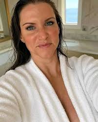 Anyone interested in Stephanie? I guess I'll be the matchmaker host.. 🤔