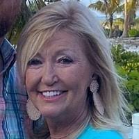 Karen Mcabee's Instagram, Twitter & Facebook