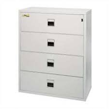 First off, your music stand should be sturdy enough to hold the books or sheet music you're following along with, so you can play your piece without any worry of losing your place. Griffin Muninb004thbiaq Light Truss Stand System By Griffin I Beam Trussing Set Dj Booth Platform Kit Hanging Mount Lighting Package For Music Gear