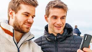 Farmen-Daniel tvillingbror tuller med at broren også er far til hans baby