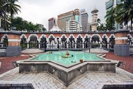 Masjid jamek or jamek mosque, is a beautiful mosque in kuala lumpur, malaysia, built in the early 19th century in moghul and moorish style. Masjid Jamek Expatgo