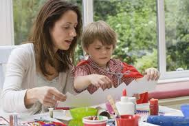 Basteln Mit Jungs Ab 3 Bis 10 Jahren 13 Schnelle Bastelideen Bastelideen Bastelideen Kinder Und Kinder 3 Jahre