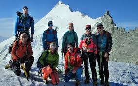 It's one of the northernmost fourthousander of the alps, located just north of the weisshorn. 04 05 08 2018 Bishorn Sac Saas