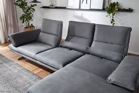 Willi schillig hat die passenden möbel, die sich in ihren wohnraum einfügen, diesen gestalten und dabei ihren ganz persönlichen lifestyle verkörpern. Willi Schillig 16777 Broadway Ecksofa Anthrazit Mobel Letz Ihr Online Shop