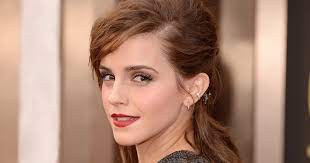 Emma watson long hair style: Emma Watson Has New Short Bob Hair Cut In La For Spring