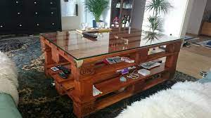 Couchtisch aus paletten mit glasplatte tisch selber bauen. Einfache Diy Anleitung Fur Einen Stabilen Couchtisch Aus Europaletten Mit Glasplatte Zum Nachbauen Youtube