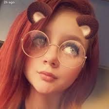 Mia Poe's Instagram, Twitter & Facebook