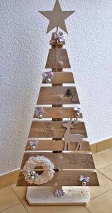 Weihnachtsbaum Aus Holzbrettern Bretterweihnachtsbaum Weihnachtsdekoration Weihnachtsdeko Weihnachten Bastelideen Weihnachten