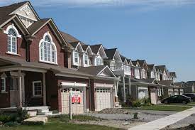 Average Canadian Home Price Is 440k What Will That Buy House Prices Canadian House Cheap Houses