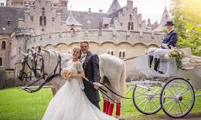 Hochzeitsbräuche und traditionen aus deutschland und der welt ++. Heiraten In Burgen Und Schlossern Standesamtliche Kirchliche Freie Trauung Castlewelt