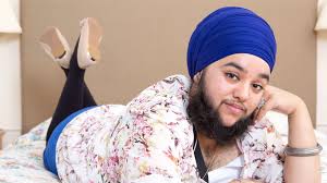 Most women have to reckon with some facial fuzz. Sikh Woman Harnaam Kaur Embraces Facial Hair Despite Bullying That Left Her Suicidal Video Pictures Huffpost Uk Life