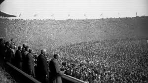 The football association challenge cup, commonly known as the fa cup, is a knockout competition in english football, organised by and named after the football association (the fa). On This Day 1923 Crowd Of 300 000 Attend Fa Cup Final