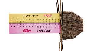 Lineal zum ausdrucken wo gibts sowas? Socken Nach Mass Kein Problem Mit Dem Simply Kreativ Sockenlineal Simply Kreativ