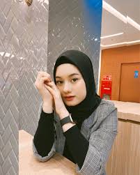 Check spelling or type a new query. Mantap Berhijab Di Usia 20 An Pesona 5 Artis Ini Semakin Terpancar