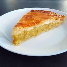 Galette Frangipane Tres Tres Facile La Cerise Sur Le Maillot Recette Recette Frangipane Galette Frangipane Recette Galette Des Rois