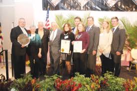 Bowlings enter state's hall of fame