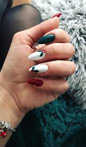 Acrylic nails are made with a powder dipped in. 35 Best And Merry Christmas Nail Art Ideas 2020 Page 36 Of 37 Newyearlights Com