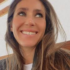 Jenna Livingston's Instagram, Twitter & Facebook