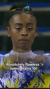 Selena Beard's Instagram, Twitter & Facebook