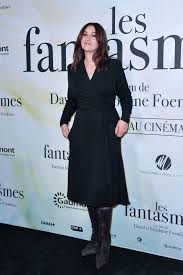 Monica bellucci and carole bouquet play a couple in love in the new movie les fantasmes. Monica Bellucci Attends The Premiere Of Les Fantasmes At The Pathe Cinema In Paris France