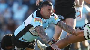 Cronulla shark andrew fifita was shaken up from an incident in the first half against the knights, before a tackle attempt in the second half appeared to be the cause behind his serious throat injury. Nrl 2019 Andrew Fifita Sharks Vs Warriors Stats Injury Finals