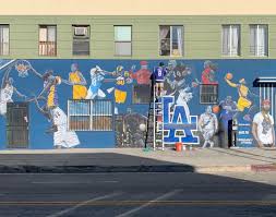 Celtic heart wall art decal. La Sports Murals