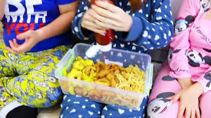 Viden der kan omsættes | finans er danmarks største digitale erhvervsmedie. Bad Baby French Fry Soda Challenge Curly Chili Cheese Fries Victoria Annabelle Toy Freaks Family U9jfhztysqk Video Dailymotion