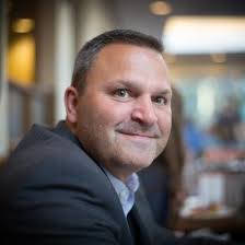 Our beloved Jeffrey Bailey is celebrating his 25th anniversary today at  Oracle!! Jeffrey started his illustrious Oracle career as many of us long  timers did: selling Oracle RDBMS! Due to his talents,… |