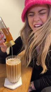 Hollie Glass's Instagram, Twitter & Facebook